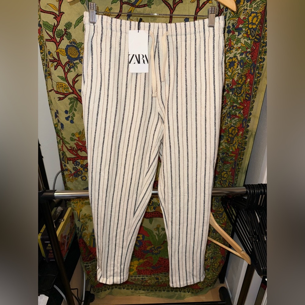 Zara Men's Cream and Black Striped Pants